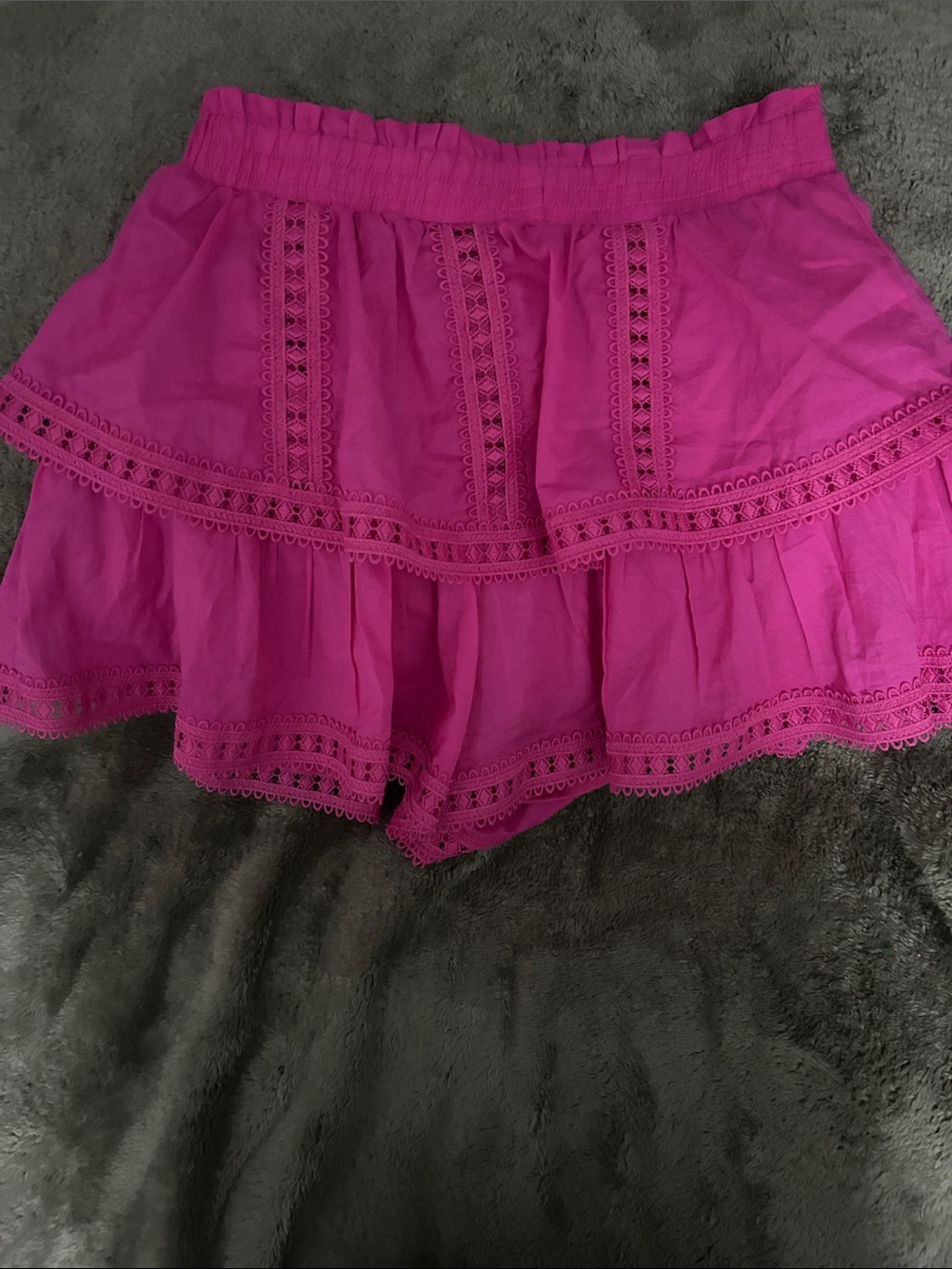 Francesca's Collections Fuchsia Crochet-Trim Tiered Shorts